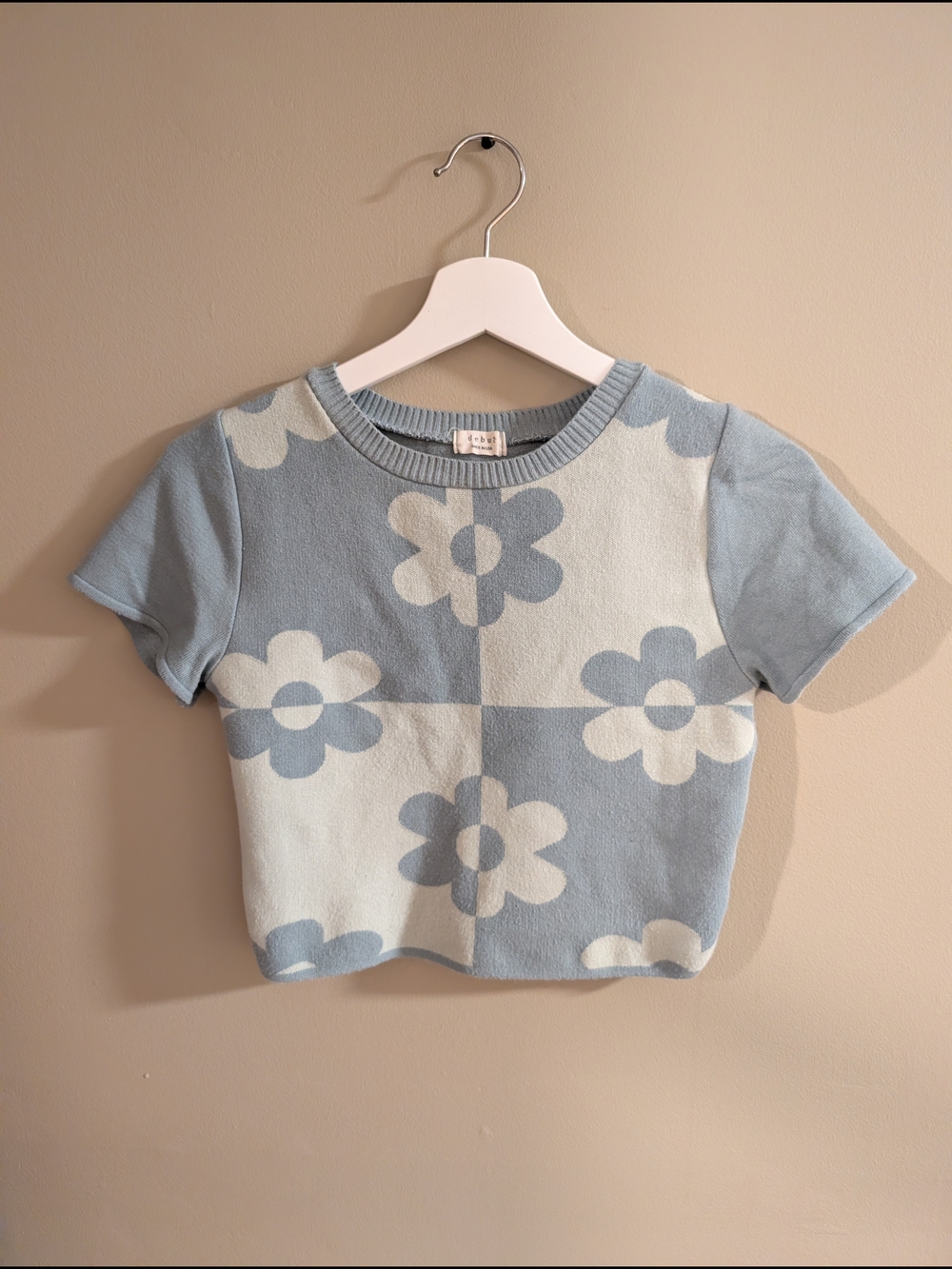 debut Blue & White Floral Knit Crop Tee